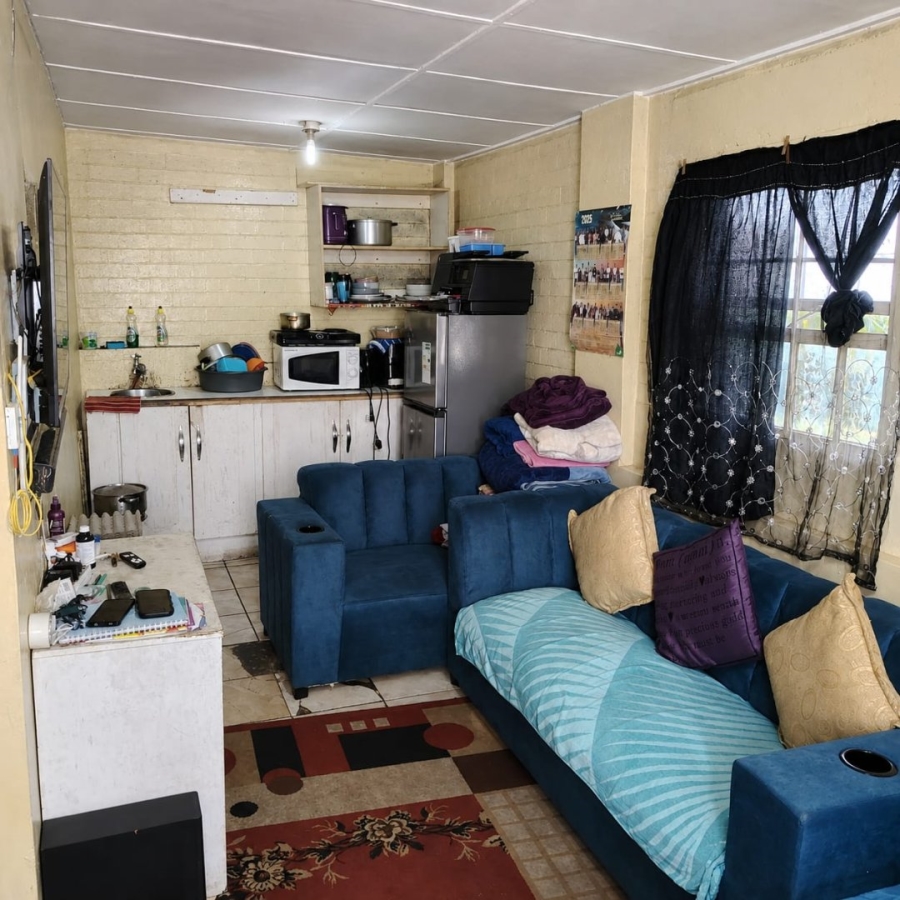 8 Bedroom Property for Sale in Amalinda Eastern Cape